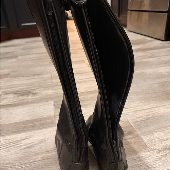TuffRider Kids Black Riding Boots - Picture 4 of 6